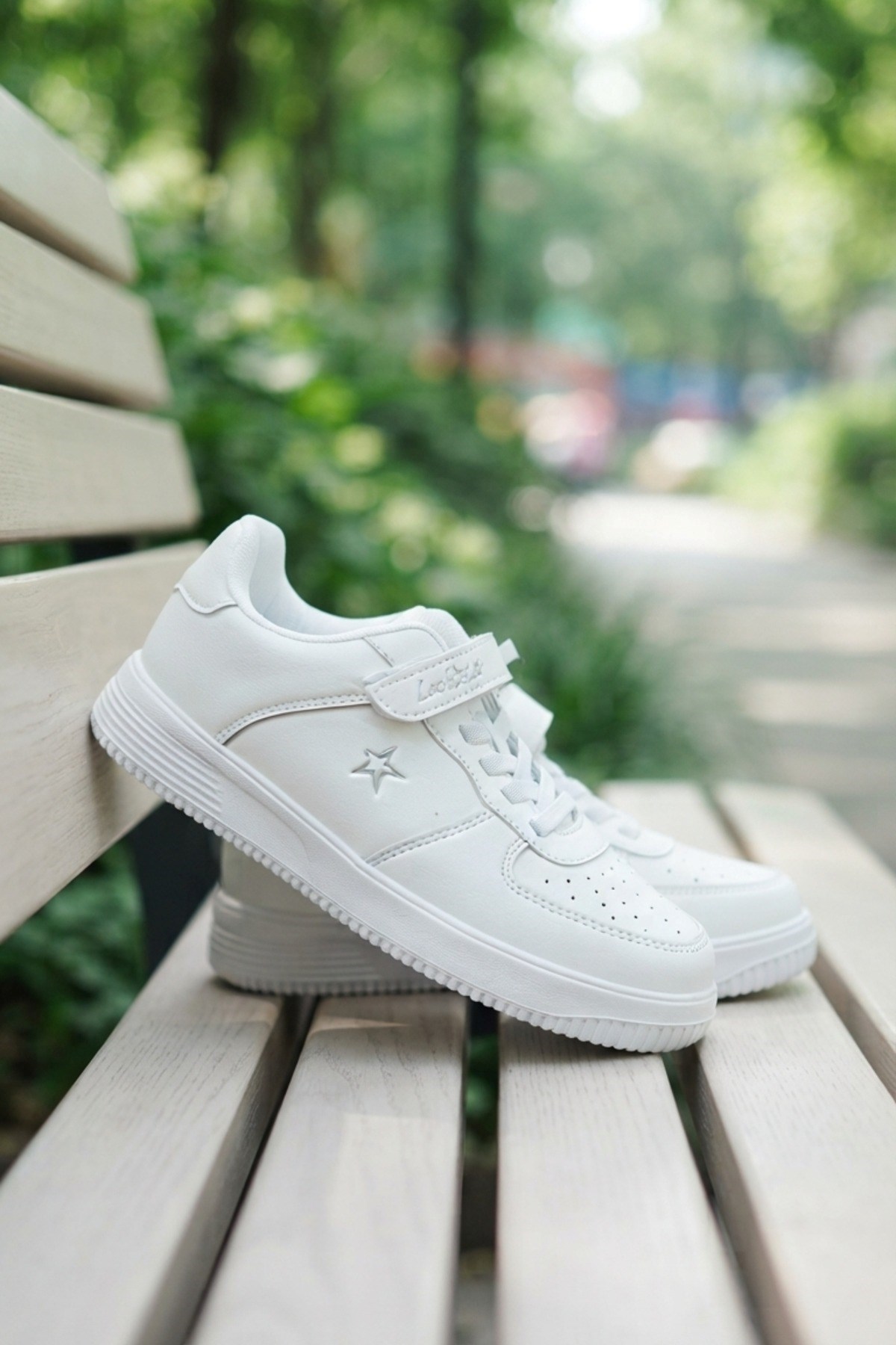Beyaz Günlük Sneaker Cırtlı Unisex Çocuk Spor Ayakkabı